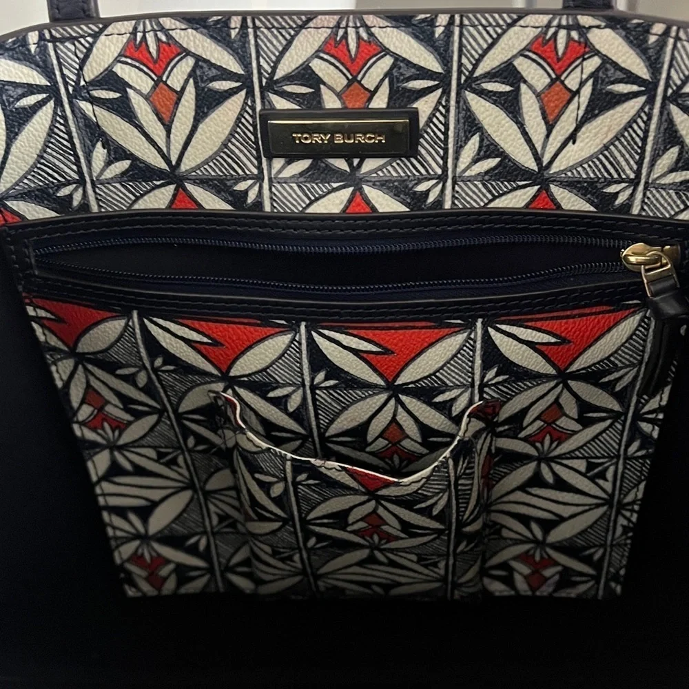 Tory Burch Large Prbbled PVC Shoulder Tote Bag